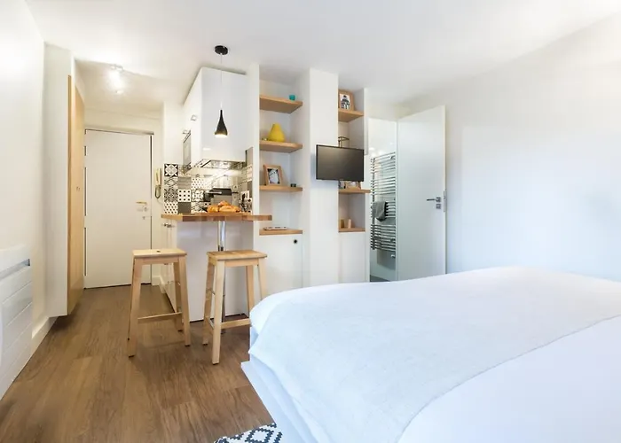 Guestready-designer For 2, Close To Louvre! Paris